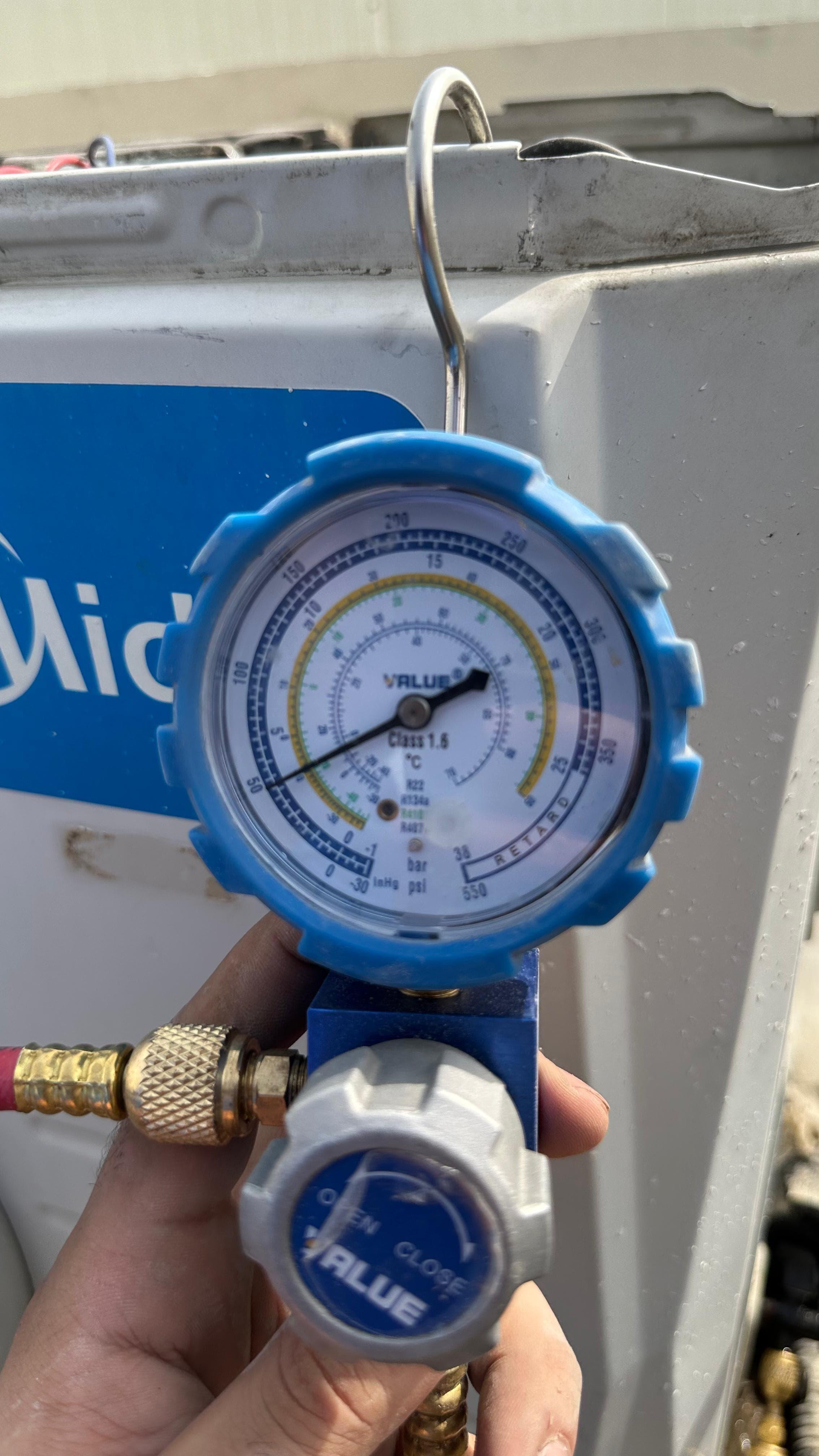 Water Tank Cleaning & Sanitization